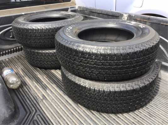 ยาง Bridgestone 245 70 16 กลางปี17 ดอกเต็ม ใช้ยาว ราคาไม่แพง