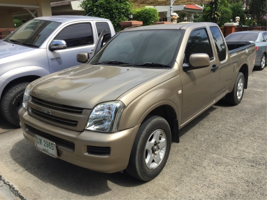 ยาง Bridgestone 245 70 16 กลางปี17 ดอกเต็ม ใช้ยาว ราคาไม่แพง