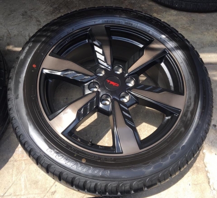 แม็กป้ายแดง All New Fortuner TRD ขอบ 20 พร้อมยางป้ายแดง Dunlop 265-50-20 ปี 17