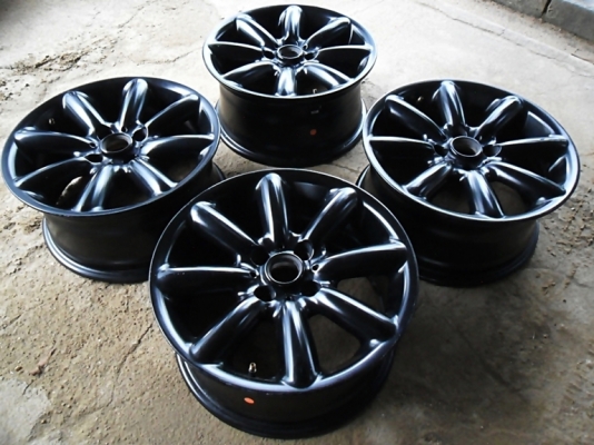 แม็กขอบ15 ลายกล้วยมินิ(MINI) 4รู100 อย่างหล่อ วงละ2000