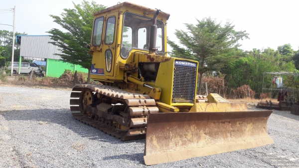 รถดันดิน Komatsu D20P-6 เก่าญี่ปุ่น