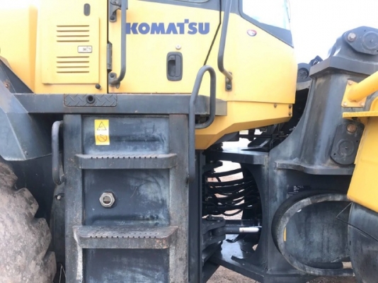 ขายรถตักล้อยาง KOMATSU WA470-5 รถนอกนำเข้าจากญี่ปุ่น สภาพสวยพร้อมใช้งาน มีVDOการทำงานครับ