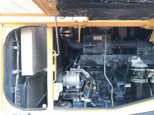 ขายรถตักล้อยาง KOMATSU WA470-5 รถนอกนำเข้าจากญี่ปุ่น สภาพสวยพร้อมใช้งาน มีVDOการทำงานครับ