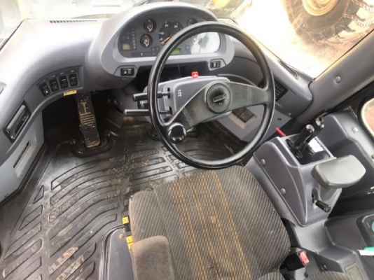 ขายรถตักล้อยาง KOMATSU WA470-5 รถนอกนำเข้าจากญี่ปุ่น สภาพสวยพร้อมใช้งาน มีVDOการทำงานครับ