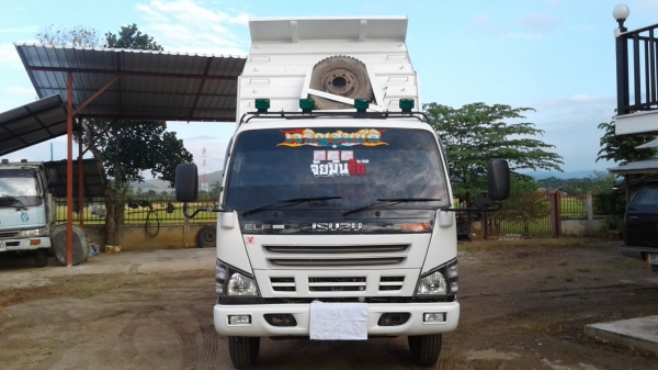 ขายด่วนหกล้อดั้มพ์.ISUZU.NQR175แรงปี51.แอร์.เพาเวอร์.ช่วงล่างF.เกียร์6สะปีด.กระบะดั้มพ์สามมิตรทั้งชุด
