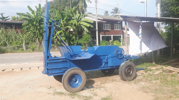 เครื่องอัดฝาง