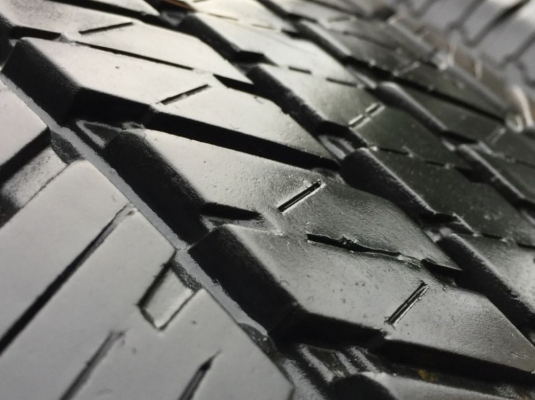 ยาง Bridgestone 265 65 17 ปี17 ดอกเต็ม เนื้อนิ่มๆ ใช้ยาว ราคาไม่แพง ยาง Bridgestone 265 65 17 ปี17 ดอกเต็ม เนื้อนิ่มๆ ใช้ยาว ราคาไม่แพง