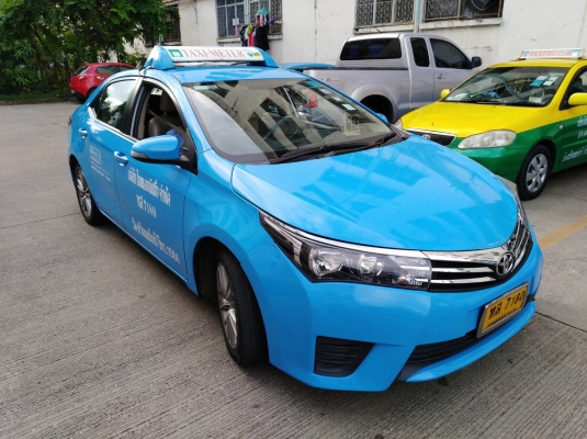 ยาง Bridgestone 265 65 17 ปี17 ดอกเต็ม เนื้อนิ่มๆ ใช้ยาว ราคาไม่แพง ยาง Bridgestone 265 65 17 ปี17 ดอกเต็ม เนื้อนิ่มๆ ใช้ยาว ราคาไม่แพง