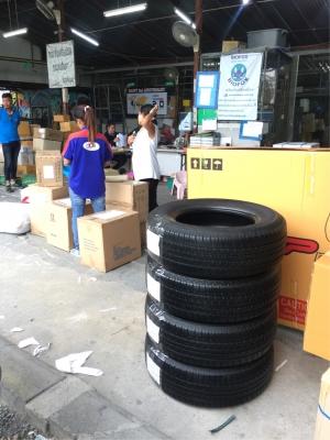 ยาง Bridgestone 265 65 17 ปลายปี16 ดอกเต็ม ใช้ยาว ราคาไม่แพง ยาง Bridgestone 265 65 17 ปลายปี16 ดอกเต็ม ใช้ยาว ราคาไม่แพง