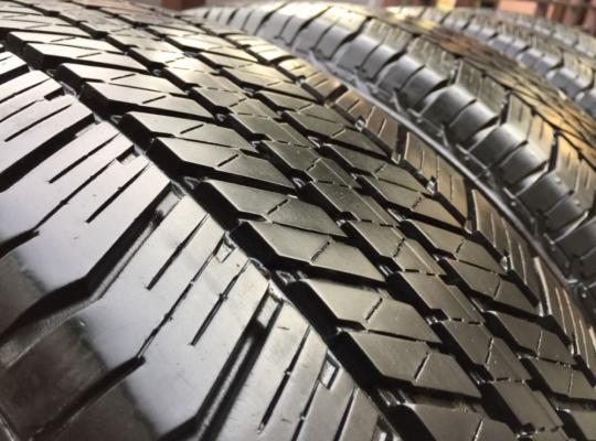 ยาง Bridgestone 265 65 17 ปลายปี16 ดอกเต็ม ใช้ยาว ราคาไม่แพง ยาง Bridgestone 265 65 17 ปลายปี16 ดอกเต็ม ใช้ยาว ราคาไม่แพง