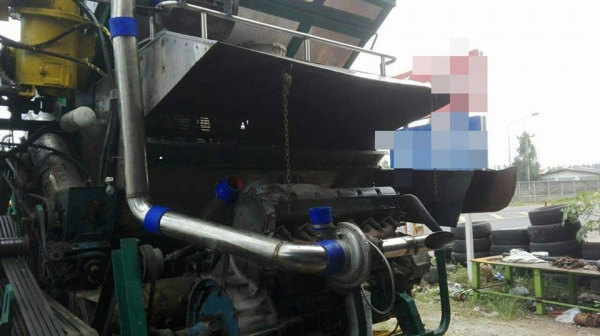 ขายรถเกี่ยวข้าว ปานเจริญรุ่นแรก เครื่องND92โบว์230แรงช่วงล่าง10 อุ้ม2.2สภาพทำงานปกติช่วงล่าง10 ขายรถเกี่ยวข้าว ปานเจริญรุ่นแรก เครื่องND92โบว์230แรงช่วงล่าง10 อุ้ม2.2สภาพทำงานปกติช่วงล่าง10