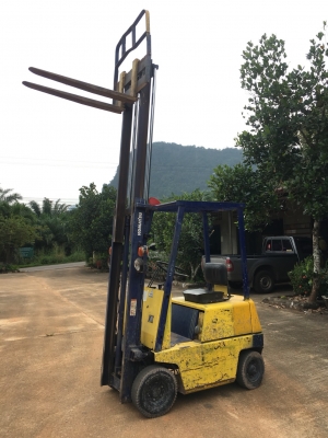 ขายด่วน โฟล์คลิฟ KOMATSU มือสอง พร้อมใช้งาน ขายด่วน โฟล์คลิฟ KOMATSU มือสอง พร้อมใช้งาน