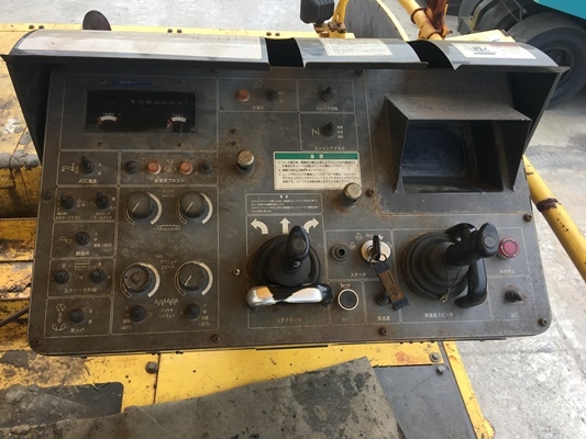 รถปูผิวทาง SUMITOMO : HA60C-5 ปี2004 นำเข้าตรงจากญี่ปุ่นครับ 0988585524 สามภพครับ รถปูผิวทาง SUMITOMO : HA60C-5 ปี2004 นำเข้าตรงจากญี่ปุ่นครับ 0988585524 สามภพครับ