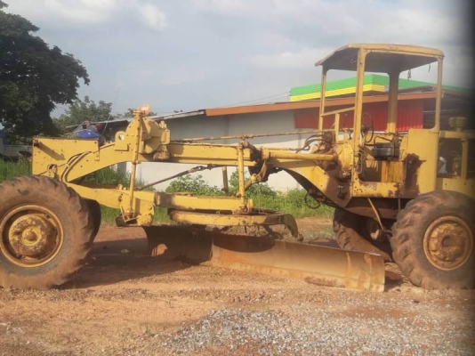 ขาย 285,000 บาท CATTERPILAR 12E เครื่องดี เกียร์แรง สภาพพร้อมใช้ เอกสารเล่มทะเบียน  รถอยู่  หนองคาย โทร&amp;ไอดีไลน์ 0610710295