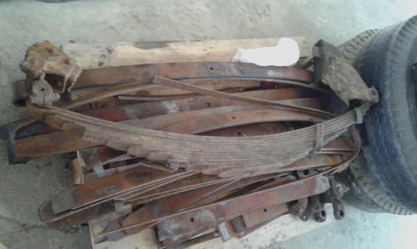 ขายแหนบ 1 ตับ ของTX กว้าง7 เซนติเมตร ซื้อมาเกิน