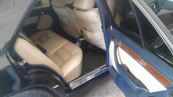 ขาย BENZ 300E ออโต้