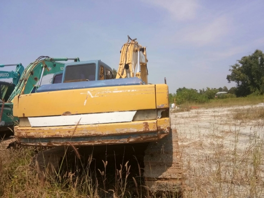 -ขออนุญาติขายรถ SK200KOBELCO  เอกสารใบชื้อขาย ไฟฟ้าครบช่วงลางเต็มเอวมีนิดๆ ราคา 585000 สนใจติดต่อ 0853224877- 0988930465