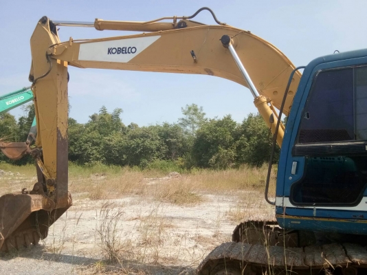 -ขออนุญาติขายรถ SK200KOBELCO  เอกสารใบชื้อขาย ไฟฟ้าครบช่วงลางเต็มเอวมีนิดๆ ราคา 585000 สนใจติดต่อ 0853224877- 0988930465