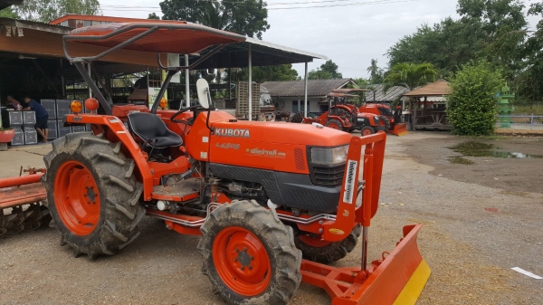 ขายรถไถมือ2รุ่น L4508คะ