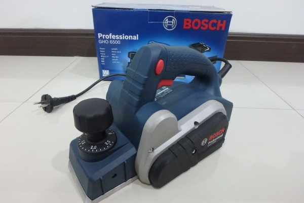 กบ Bosch ของแท้ 3 นิ้ว รุ่น GHO 6500 ของใหม่ มือหนึ่ง ยกกล่อง
