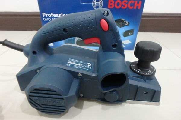 กบ Bosch ของแท้ 3 นิ้ว รุ่น GHO 6500 ของใหม่ มือหนึ่ง ยกกล่อง