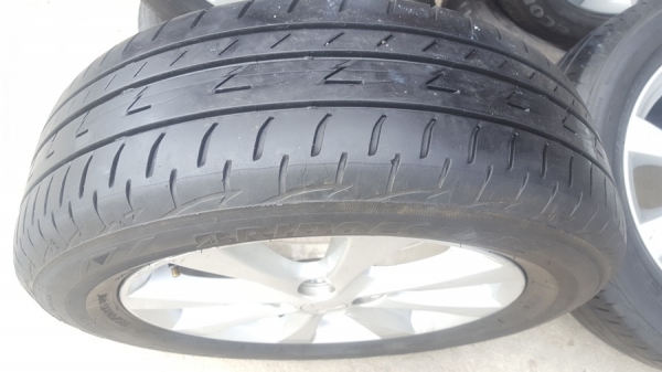 ขายล้อMitsubishi mirage ขอบ15 พร้อมยาง 4 ล้อ