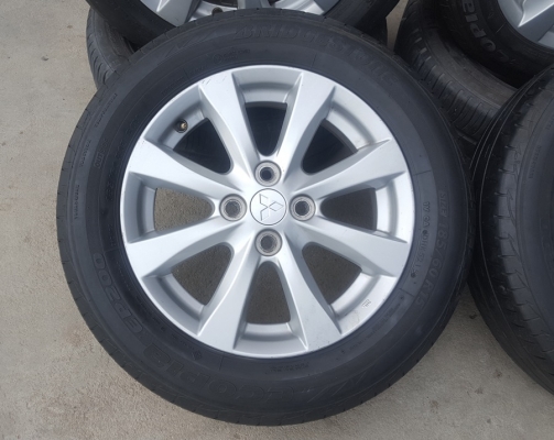 ขายล้อMitsubishi mirage ขอบ15 พร้อมยาง 4 ล้อ