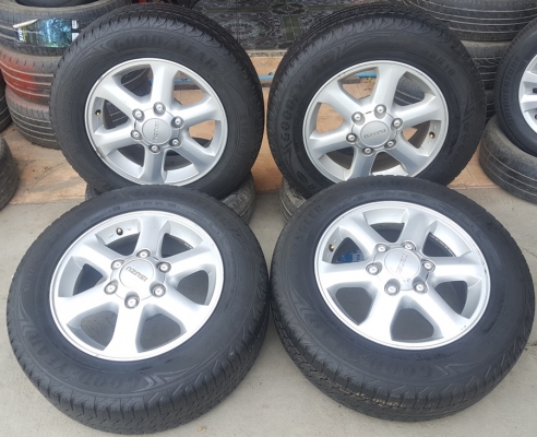 ขายล้อISUZU ขอบ 16 ยาง215/65/16 ปี 16  4 ล้อ
