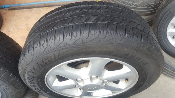 ขายล้อISUZU ขอบ 16 ยาง215/65/16 ปี 16  4 ล้อ