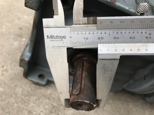 ขายมอเตอร์เกียร์เพลาออกข้าง SEW eurodrive 0.12Kw 380V อัตราทด 1:72.6 เพลาออกประมาณ 19รอบต่อนาที ของใหม่เก่าเก็บ ไม่เคยใช้งาน ขายมอเตอร์เกียร์เพลาออกข้าง SEW eurodrive 0.12Kw 380V อัตราทด 1:72.6 เพลาออกประมาณ 19รอบต่อนาที ของใหม่เก่าเก็บ ไม่เคยใช้งาน