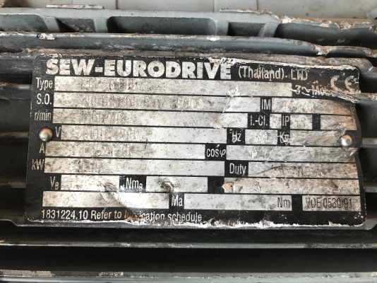 ขายมอเตอร์เกียร์ SEW eurodrive 0.55Kw 380V อัตราทด 1:76.6 เพลาออกประมาณ 18รอบต่อนาที ของใหม่เก่าเก็บ ไม่เคยใช้งาน