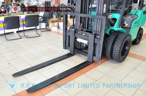ขายรถโฟล์คลิฟท์มือสอง MITSUBISHI รุ่น FD35AT-50072 นำเข้าจากประเทศญี่ปุ่น 100\% ไม่เคยใช้งานในไทย ขายรถโฟล์คลิฟท์มือสอง MITSUBISHI รุ่น FD35AT-50072 นำเข้าจากประเทศญี่ปุ่น 100\% ไม่เคยใช้งานในไทย