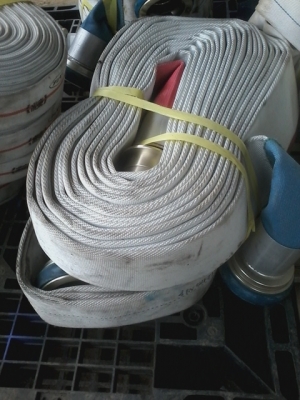 สายดับเพลิงใหม่  ขนาด  65x20m  ขายราคา 1,500 บาท