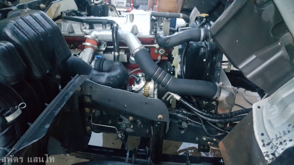 6 ล้อ HINO MAGA ดั๊ม