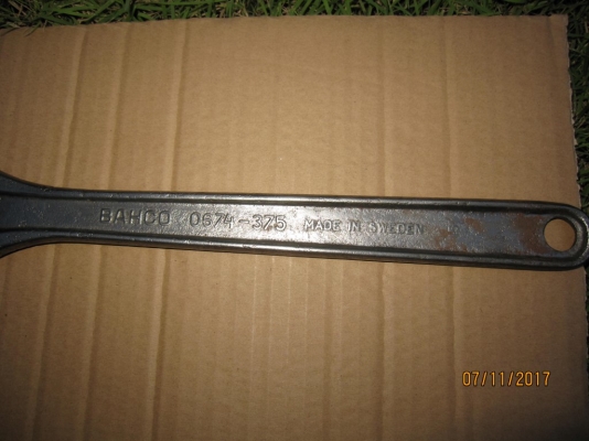 ประแจเลื่อน Bahco Made in Sweden ของแท้ ขนาด 15 นิ้ว (ลดเหลือ 1100 บาท)