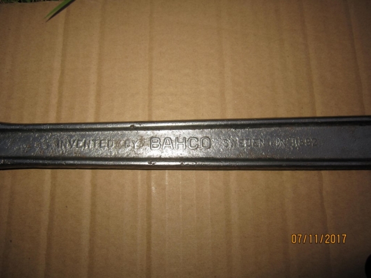 ประแจเลื่อน Bahco Made in Sweden ของแท้ ขนาด 15 นิ้ว (ลดเหลือ 1100 บาท)