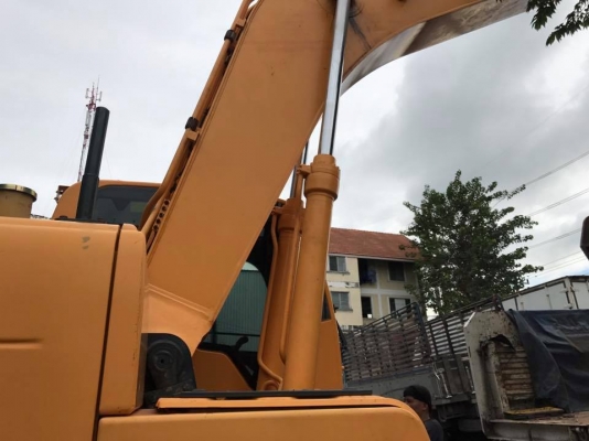 HYUNDAI 220-9s 3000 ชมพร้อมใช้เปลี่ยนของเหลวหมดแล้ว รถออกห้าง ระบบสสมบูรณ์หมด พร้อมใช้งานยาวๆ ขาย 1950000 จัดไฟแนนซ์ได้ 0909920299