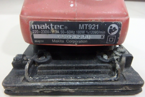 เครื่องขัดกระดาษทรายแบบสั่น Maktec รุ่น MT921 ของแท้ สภาพดี เครื่องขัดกระดาษทรายแบบสั่น Maktec รุ่น MT921 ของแท้ สภาพดี