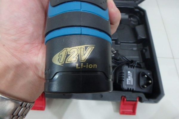 สว่านแบตไร้สาย ENZO 12 โวล์ท รุ่น ALB12F2 แบต2ก้อน ที่ชาร์ท แถมอุปกรณ์ช่างเพียบ เต็มกล่อง ของใหม่