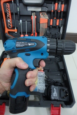 สว่านแบตไร้สาย ENZO 12 โวล์ท รุ่น ALB12F2 แบต2ก้อน ที่ชาร์ท แถมอุปกรณ์ช่างเพียบ เต็มกล่อง ของใหม่