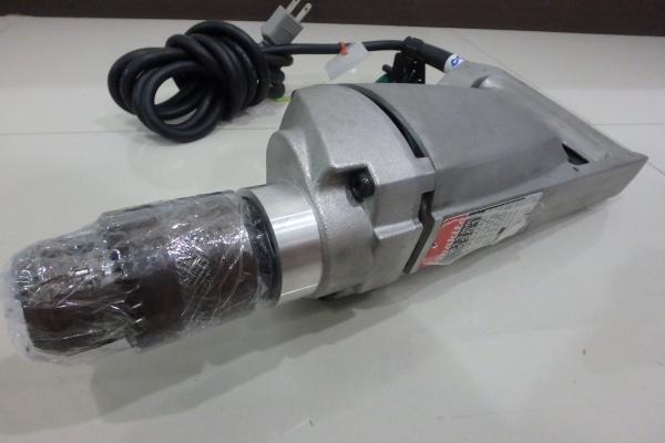 สว่านเหล็ก Makita 6301 ของแท้ 4 หุน สภาพของใหม่ มีจำปา