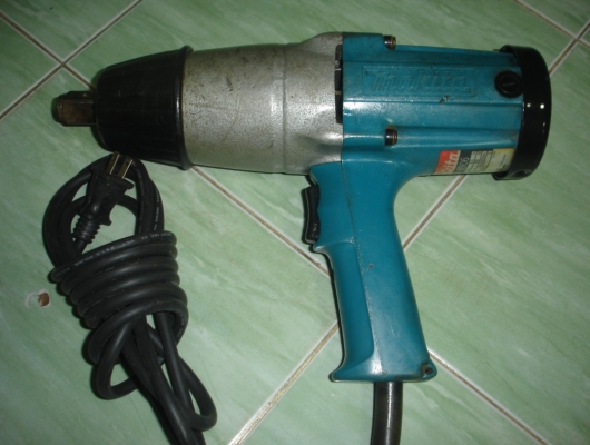 ขายบล็อคไฟฟ้าMAKITA ขนาด6หุน รุ่น 6906 made in japan