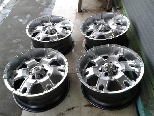 ขอบ20นิ้ว6รู ชุดนี้ ราคา 8900 บาท