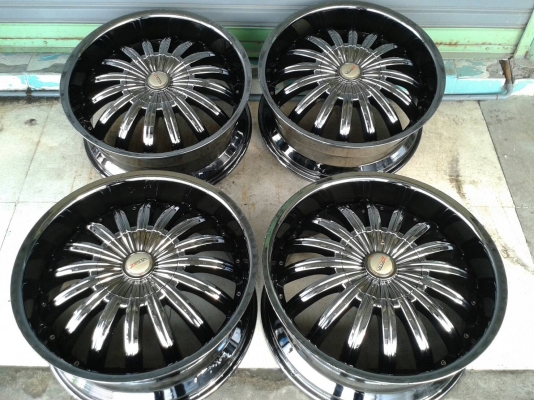 ขอบ20นิ้ว6รู นาวาร่า ชุดนี้ ราคา 8900 บาท