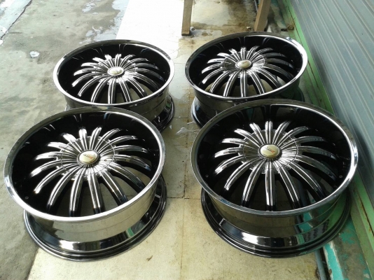 ขอบ20นิ้ว6รู นาวาร่า ชุดนี้ ราคา 8900 บาท