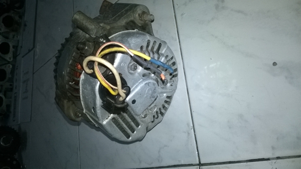 ขายไดร์ชาร์จ toyota 12v  สภาพok ราคา1300บาท โทร0924462525โส