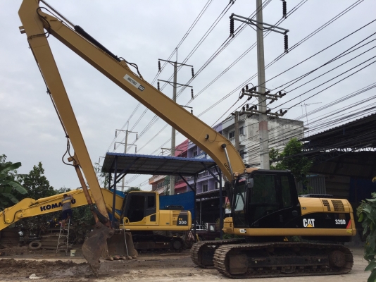 CAT 320D บูมยาวแท้จากศูนย์