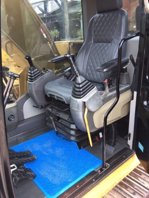 CAT 320D บูมยาวแท้จากศูนย์