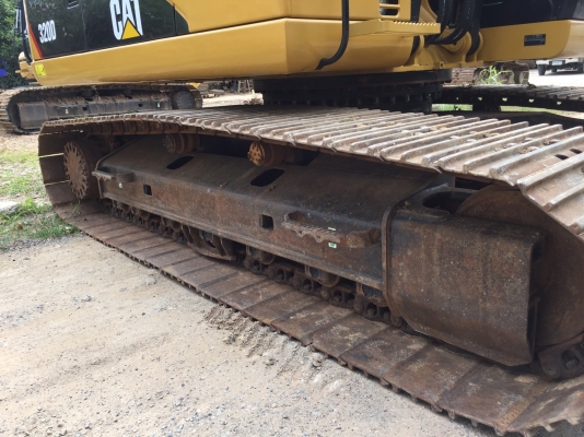 CAT 320D