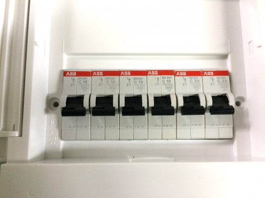 ขาย ตู้ไฟ Consumer Unit Schneider MIP12106  6ช่อง Made in Italy